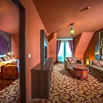 Meses Shiraz Superior-adults Only 4* Эгерсалок