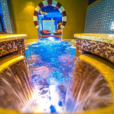 Meses Shiraz Superior-adults Only Hotel 4*