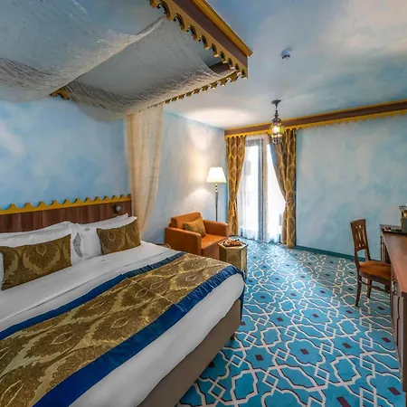 Hotel Meses Shiraz Superior-adults Only 4*