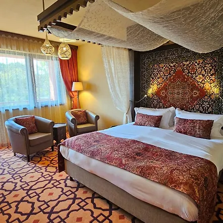 Meses Shiraz Superior-adults Only 4*