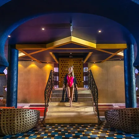 Meses Shiraz Superior-adults Only 酒店