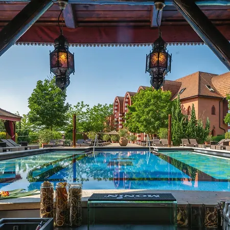 Hotel Meses Shiraz Superior-adults Only 4*