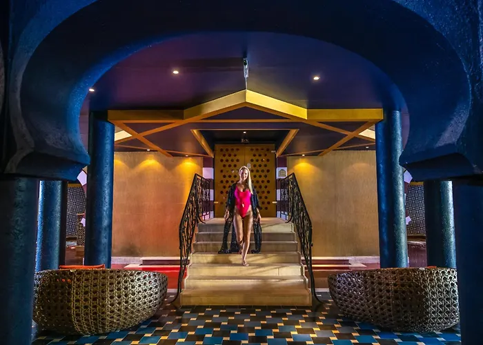 Mesés Shiraz Superior-adults Only Hotel