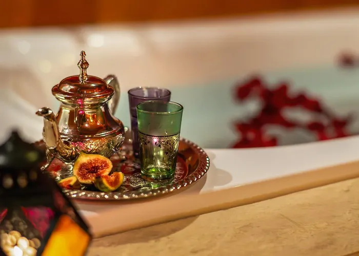 Mesés Shiraz Superior-adults Only Hotel 4*